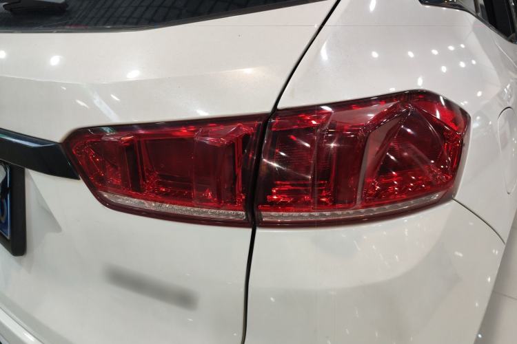 Used Wey VV7 2017 2.0T Ultra-Luxury Version
