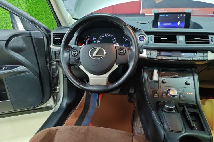 Used Lexus CT 2014 CT200h Comfort Edition Monochrome