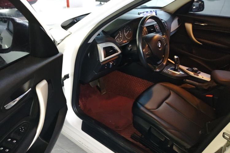 Used BMW 1 Series 2013 Revised 116i Leading Edition Driver Seat