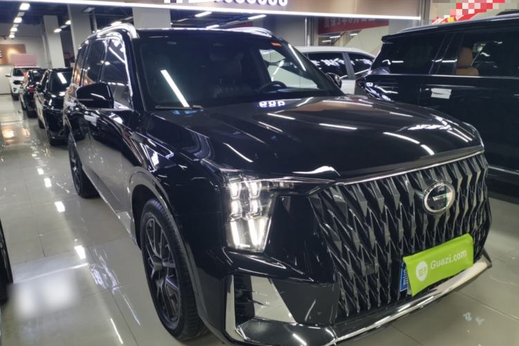 Used GAC Trumpchi GS8 2022 Dual-Engine Series 2.0TM Two-Wheel Drive Prestige Edition (7 Seats) Front Right 45 Deg