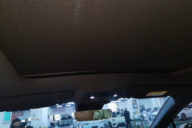 Used BYD Song L DM-i 2024 112 km Leading Edition Headliner