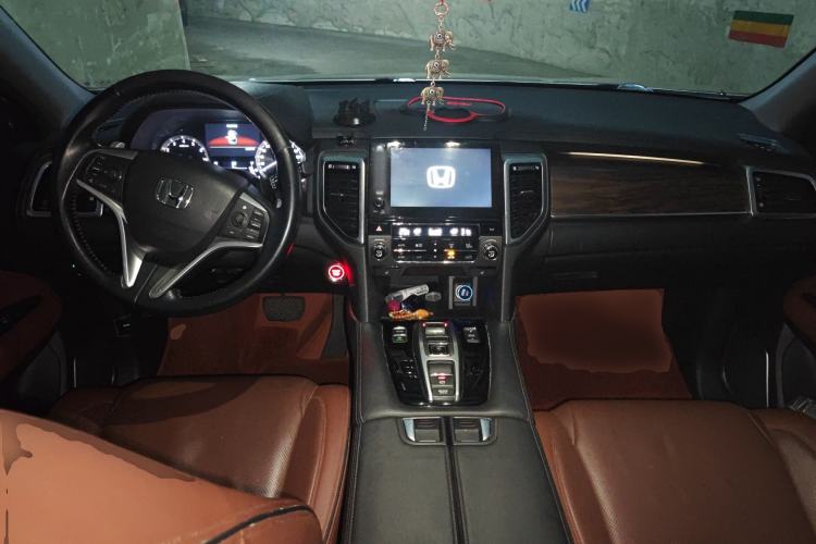 Used Honda UR-V 2017 370TURBO Four-Wheel Drive Prestige Edition China V Center Console