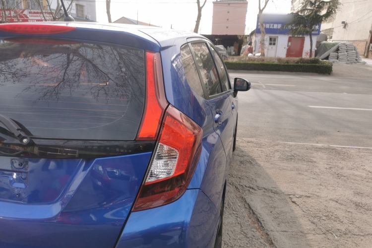 Used Honda Fit 2016 1.5L LXS CVT Comfort Sunroof Version
