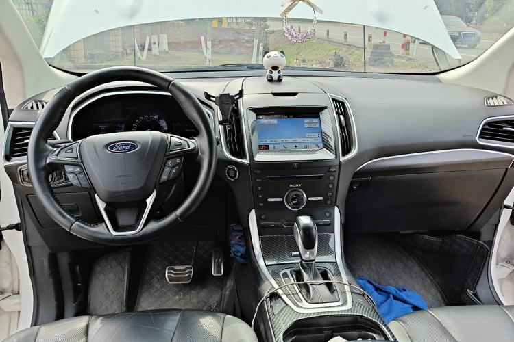 Used Ford Edge 2016 EcoBoost 330 V6 Four-Wheel Drive Sporty 7-Seater
