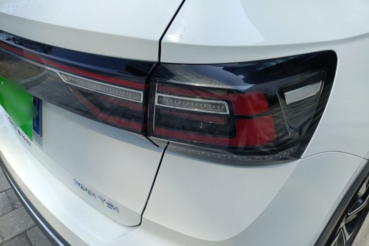 Used Volkswagen Tharu 2024 300TSI Two-Wheel-Drive Full Moon Edition Right Rear Taillight