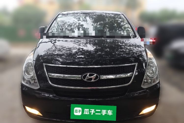 Used Hyundai H-1 Starex 2011 2.4L Luxury Edition Front