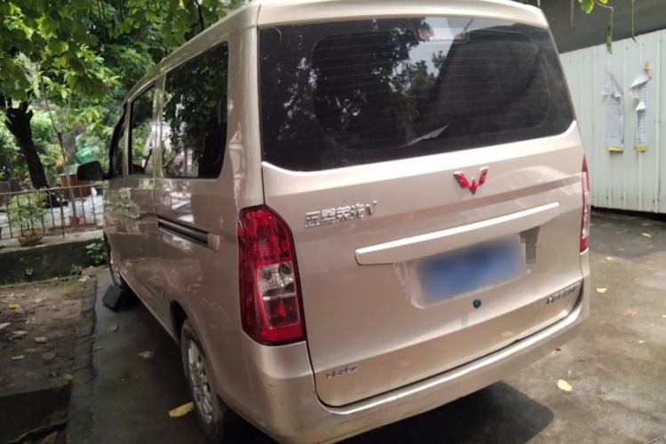 Used Wuling Rongguang V 2018 1.5L Standard Version
