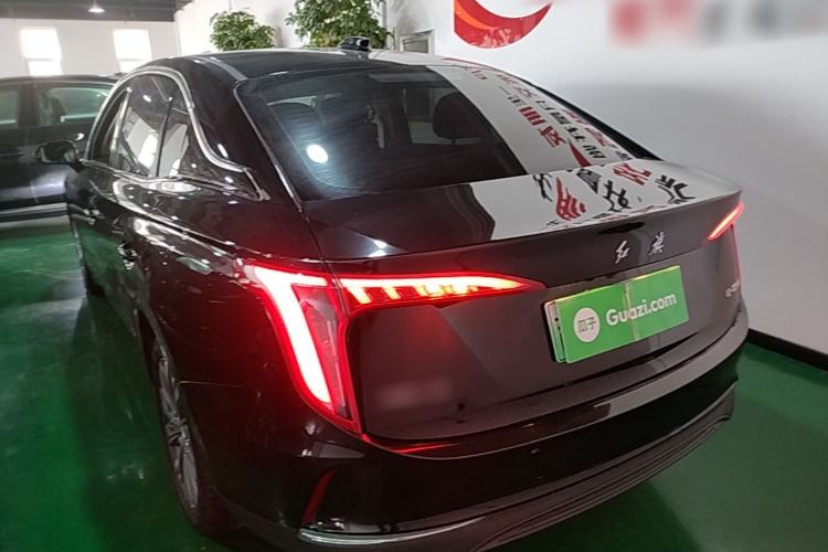 Used Hongqi E-QM5 2022 431 km Charge & Enjoy Edition