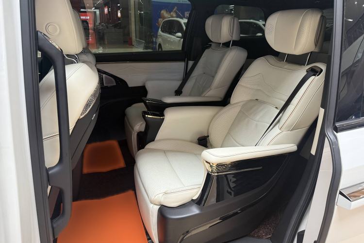 Used GAC Trumpchi M8 2023 Zongshi Series Dual-Motor Flagship Edition