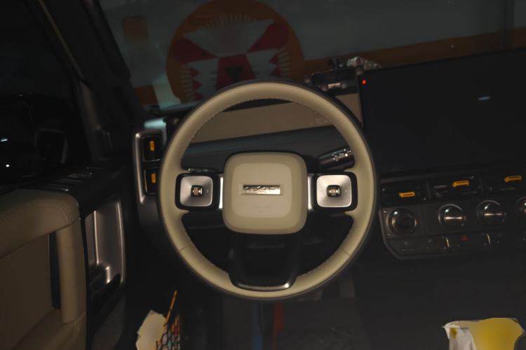 Used iCAR V23 2025 401 Two-Wheel Drive Intelligent Driving Version
