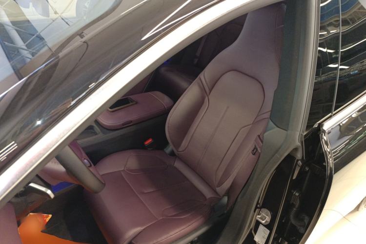 Used Nio ET5T 2024 75kWh Touring Left Front Seat