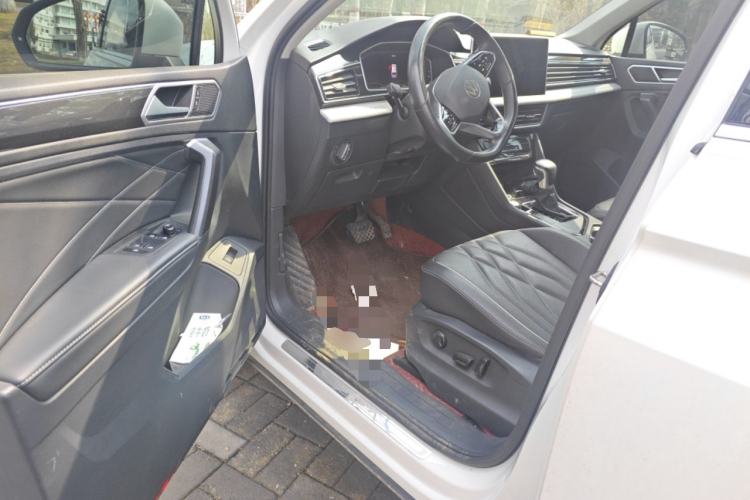 Used Volkswagen Tiguan L 2022 330TSI Automatic Two-Wheel Drive Smart Edition