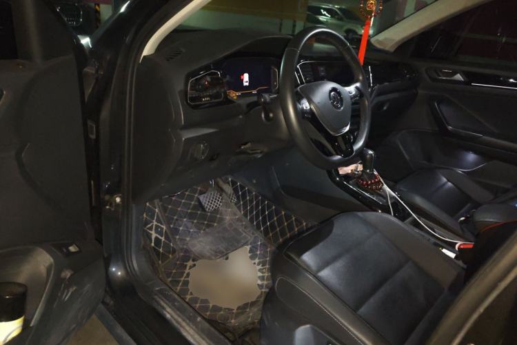 Used Volkswagen T-ROC 2020 280TSI DSG Two-Wheel Drive Comfort Version Driver Seat