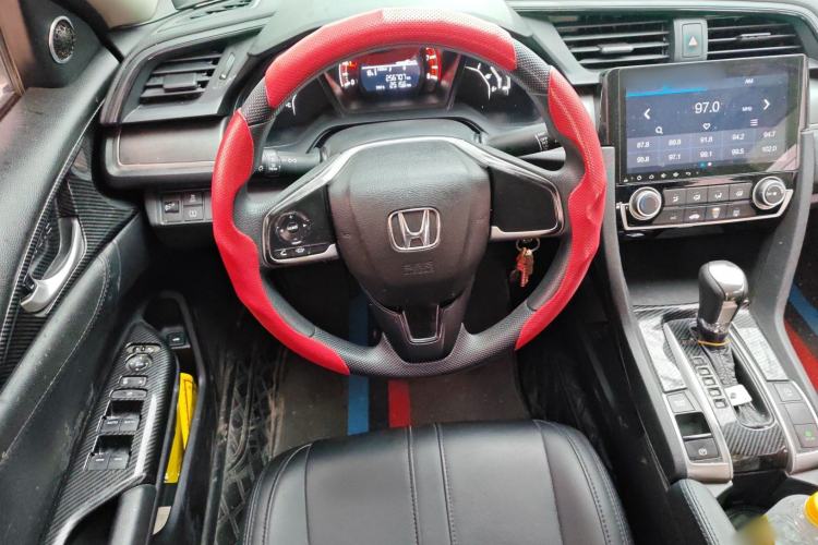 Used Honda Civic 2016 180TURBO CVT Comfort Version
