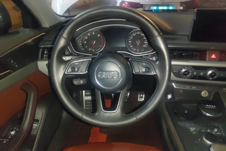 Used Audi A4L 2018 30th Anniversary Edition 30 TFSI Ambition Model