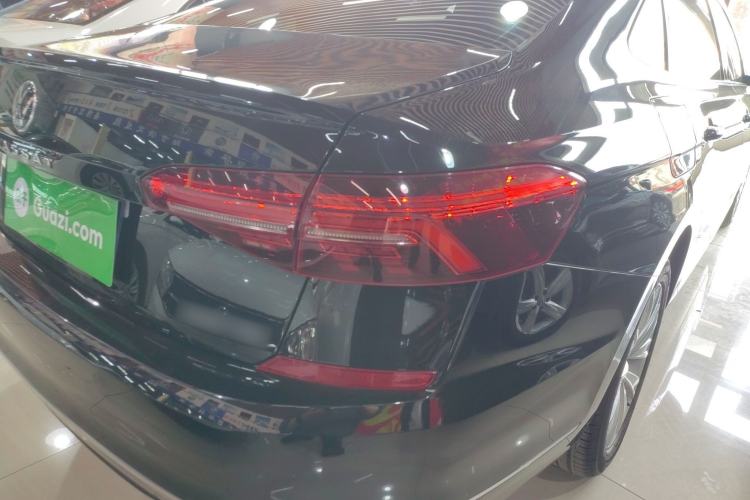 Used Volkswagen Passat 2020 Facelift 330TSI Elite Edition China VI Standard
