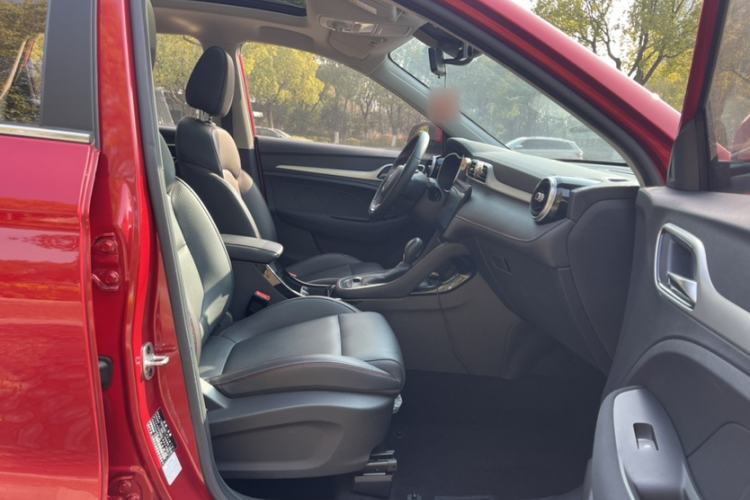 Used MG ZS 2020 180 DVVT Automatic Lite Interior 2