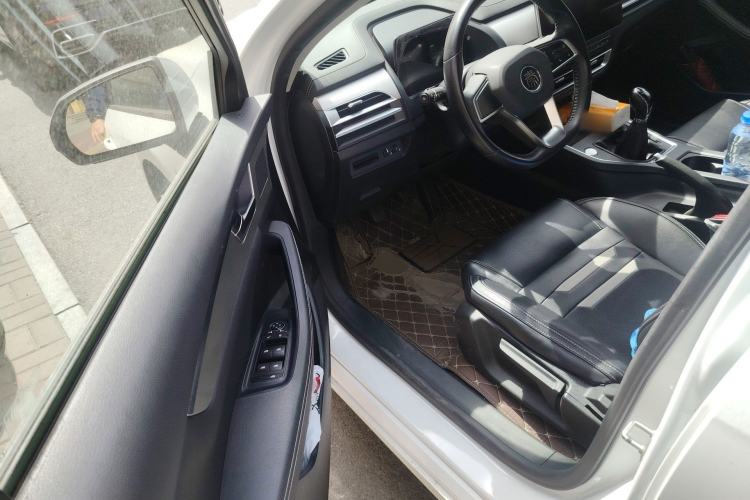 Used BYD Qin Pro 2018 1.5L Manual SmartConnect Sharp Edition Driver Seat