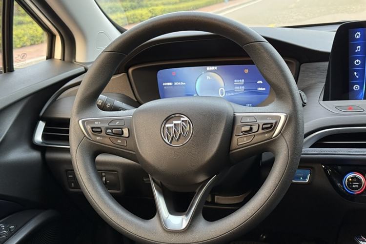 Used Buick Velite 6 2024 450km Range Commuter Version