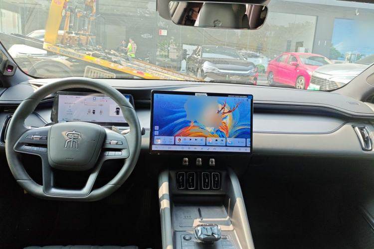 Used BYD Song L EV 2025 662 km Advanced Intelligent Driving Version
