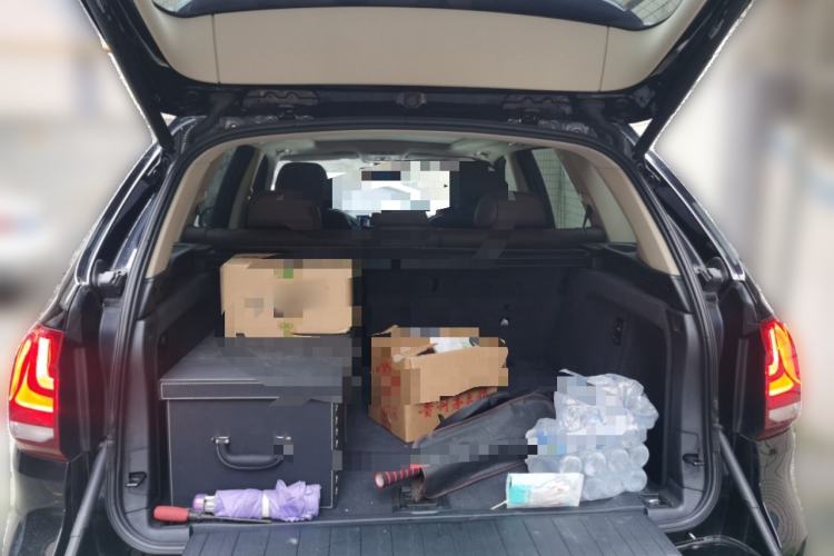 Used BMW X5 2017 xDrive28i Trunk