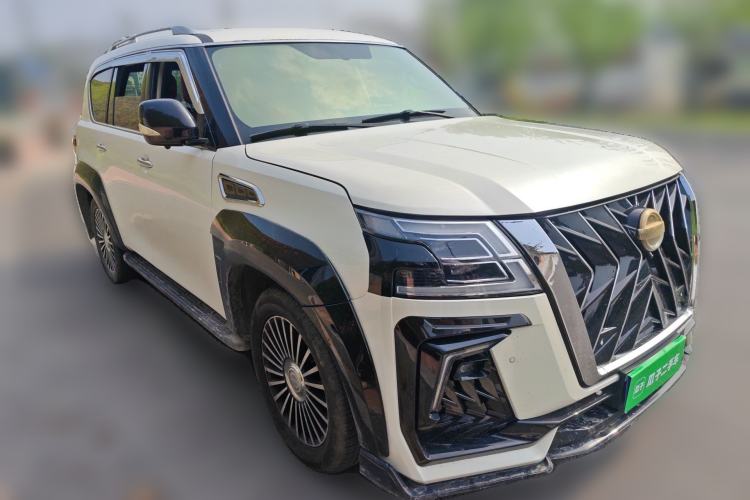 Used Nissan Patrol 2018 4.0L LinkedIn Edition Front Right 45 Deg