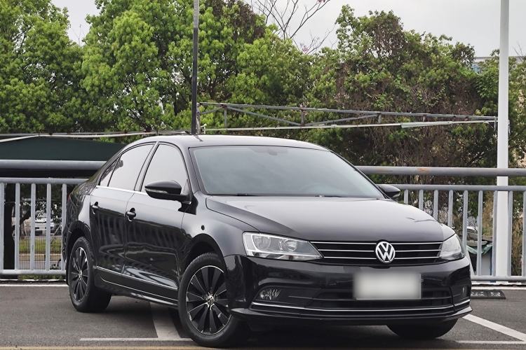 Used Volkswagen Sagitar 2018 1.6L Automatic Comfort Model Exterior 4