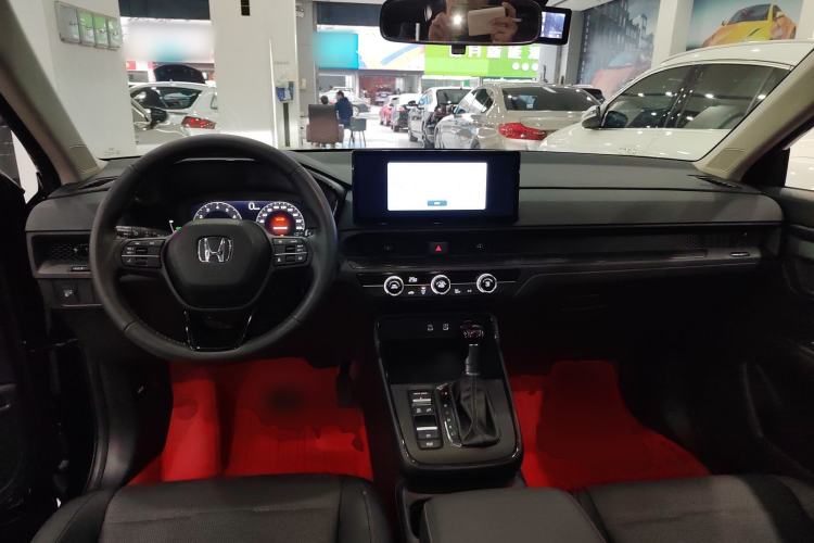 Used Honda CR-V 2026 Global 30th Anniversary Model 240TURBO Two-Wheel-Drive Fashion 5-Seater Edition Center Console