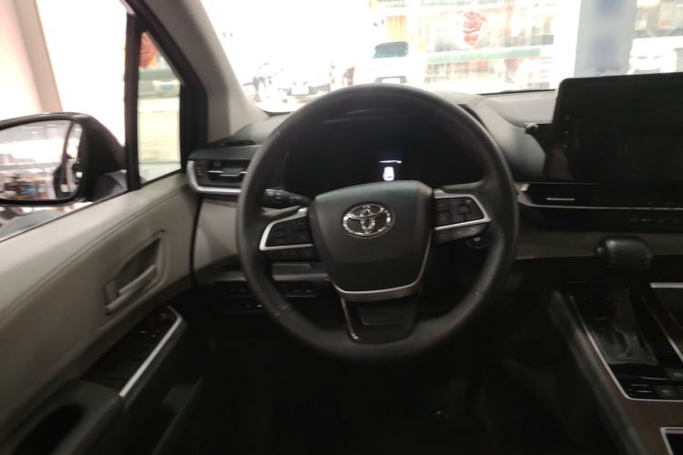 Used Toyota Granvia 2023 2.5L Hybrid Comfort Edition