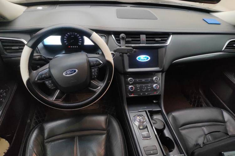 Used Ford Taurus 2017 EcoBoost 180 Luxury Model
