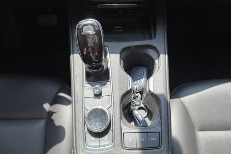 Used Cadillac XT4 2021 28T Two-Wheel Drive Leading Version