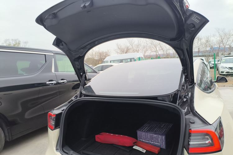 Used Tesla Model 3 2022 Rear-Wheel-Drive Version
