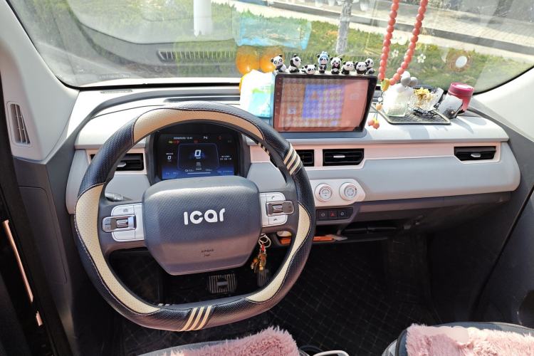 Used Chery QQ Ice Cream 2022 170km Sundae Phosphate Lithium-Ion
