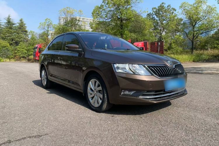 Used Skoda Rapid 2018 1.6L Automatic Comfort Edition
