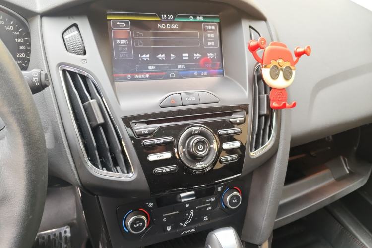 Used Ford Focus 2015 Hatchback EcoBoost 125 Automatic Supreme Style Edition
