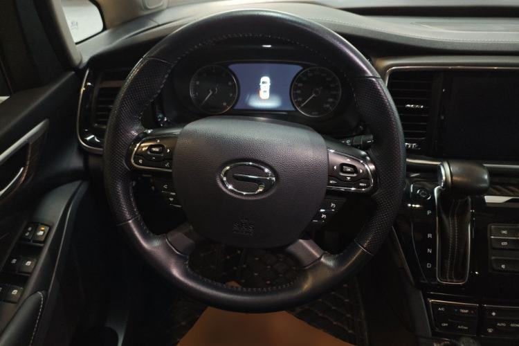 Used GAC Trumpchi M8 2020 Flagship Model 390T Deluxe Edition Steering Wheel