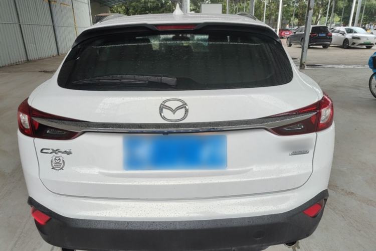 Used Mazda CX-4 2018 2.0L Automatic Two-Wheel Drive Blue Sky Premium Upgrade Version China VI Standard
