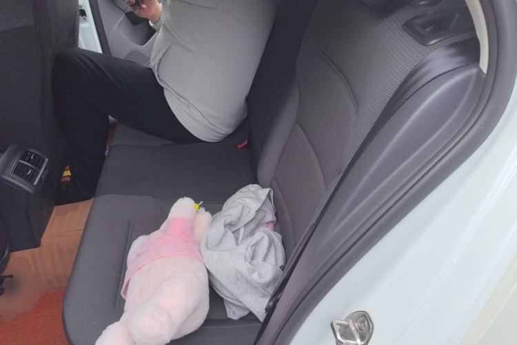 Used Volkswagen Golf 2016 230TSI Manual Comfort Version
