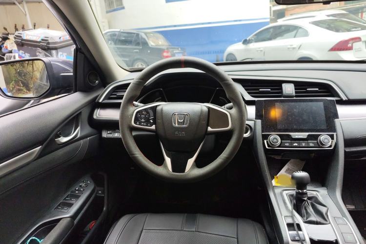 Used Honda Civic 2016 220TURBO Manual Luxury Edition Steering Wheel