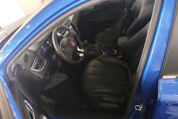 Used Roewe i5 2019 GL 20T Automatic 4G Connected & Ultra-Cool Play Edition