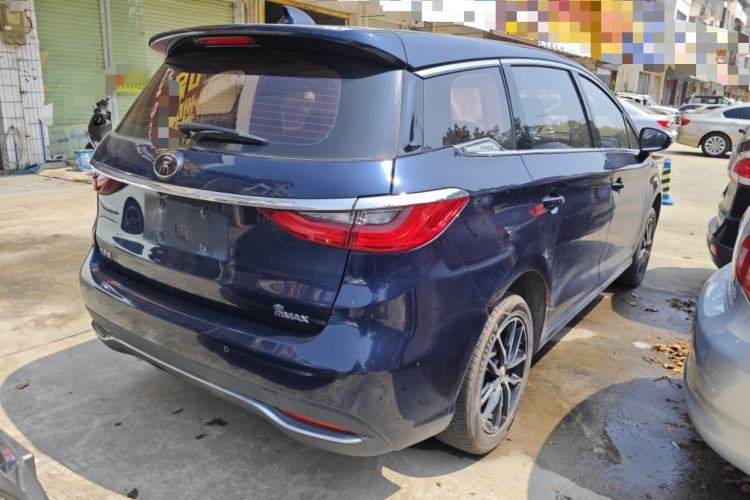 Used BYD Song MAX 2017 1.5T Manual Smart Connect Luxury 7-Seater