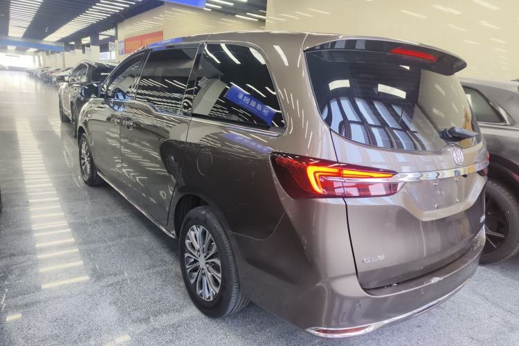 Used Buick GL8 2023 Land Executive Class Comfort Model