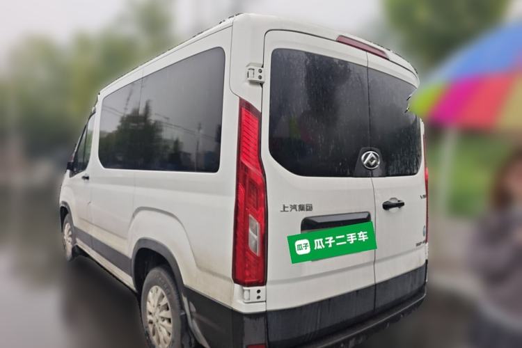 Used SAIC MAXUS Xintu V90 2020 2.0T AMT Yunjie Edition Front-Wheel Drive Rear Single Tire Short Wheelbase Mid-Height 6-Seater