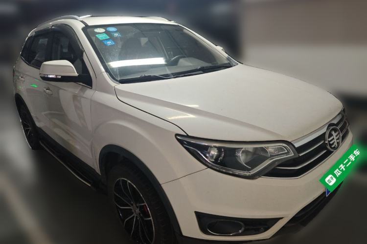 Used FAW Senya R7 2016 1.6L Manual Luxury Model