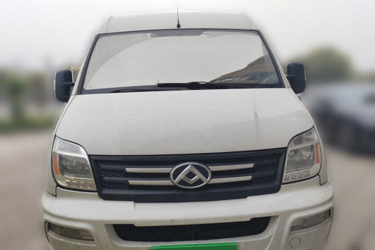 Used SAIC MAXUS Xintu V80 2023 2.0T Manual Classic Aoyuntong Long Wheelbase Mid-Height 6/7/8/9-Seater
