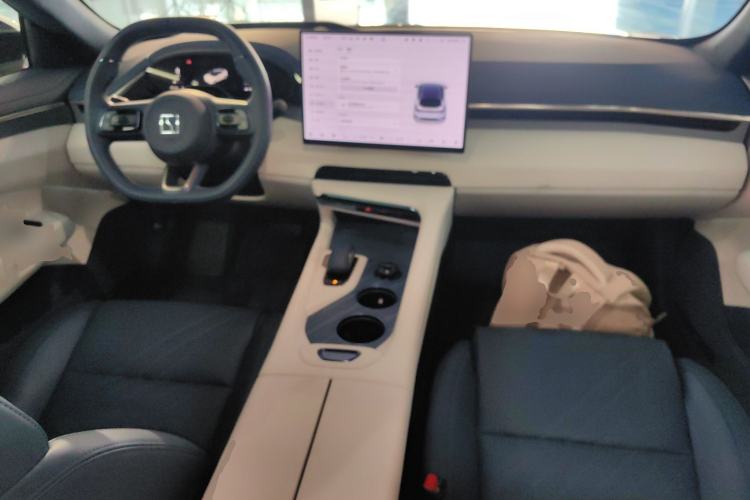 Used Zeekr 001 2025 YOU Edition 100 kWh All-Wheel Drive
