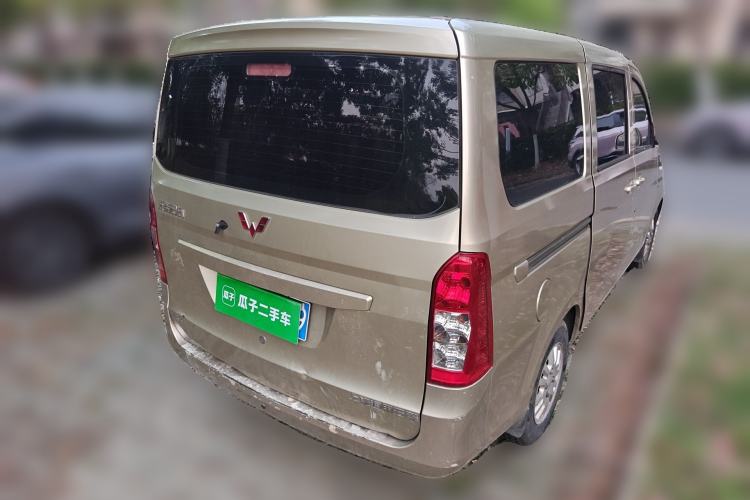 Used Wuling Rongguang V 2015 1.5L Standard Version Rear Right 45 Deg