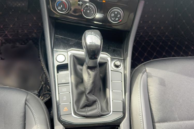 Used Volkswagen Sagitar 2020 280TSI DSG Comfort Version China VI Standard Gear Lever