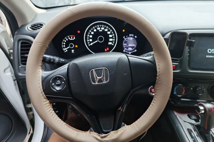 Used Honda Vezel 2017 1.8L CVT Front-Wheel Drive Pioneer Edition