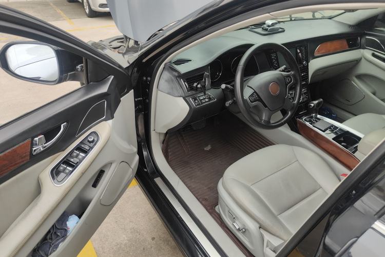 Used Hongqi H7 2013 2.0T Luxury Model
